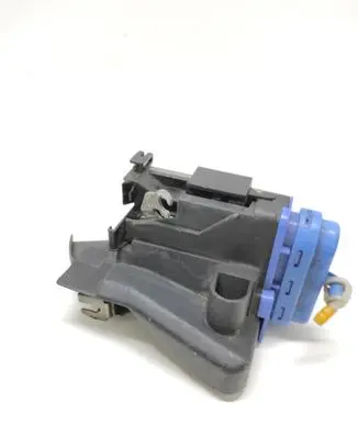 Audi A4 S4 B5 8D Rear door lock 8D0839016A