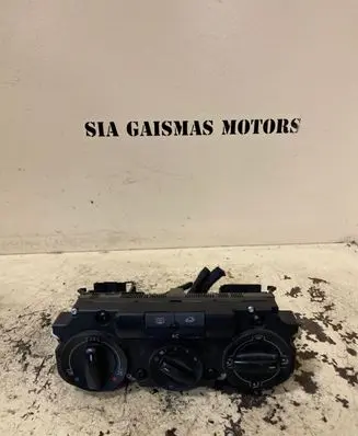 Volkswagen Caddy Climate control unit