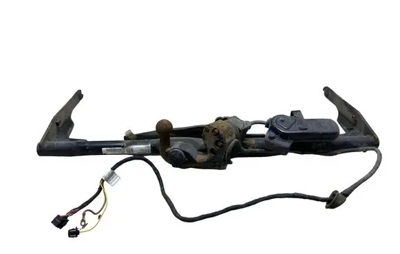 Volkswagen PASSAT B7 Tow bar set 3AA803880G