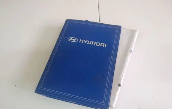 Hyundai i30 Owners service history hand book