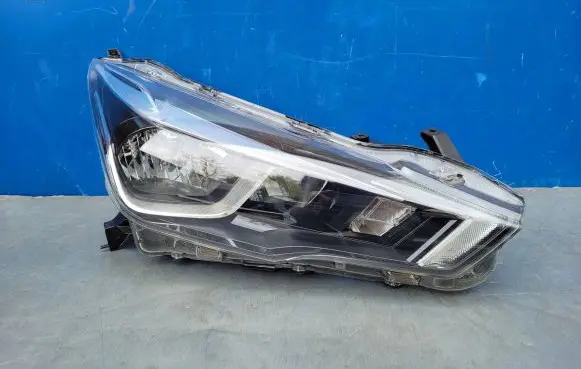 Nissan Micra K14 Headlight/headlamp 26010-5FA0A