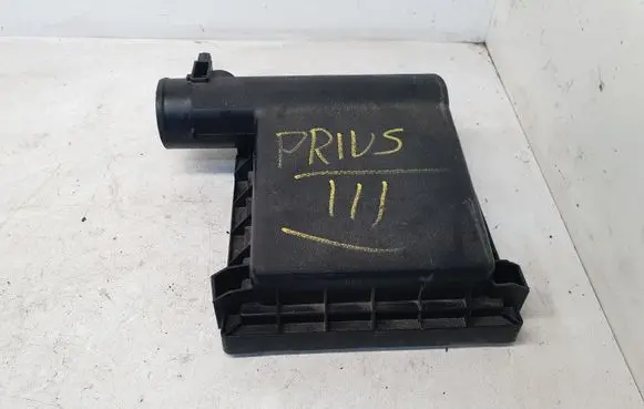 Toyota Prius (XW30) Air filter box cover 1781237030