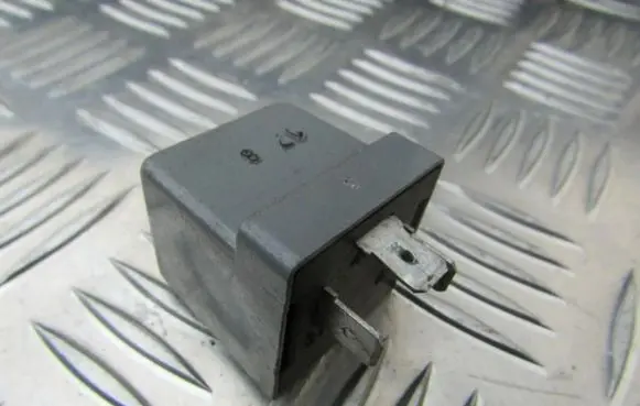 Peugeot Expert Other relay 2042103