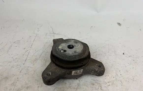Maserati Levante Gearbox mount 06700357670