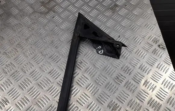 Chevrolet Camaro Other front door trim element 23115072