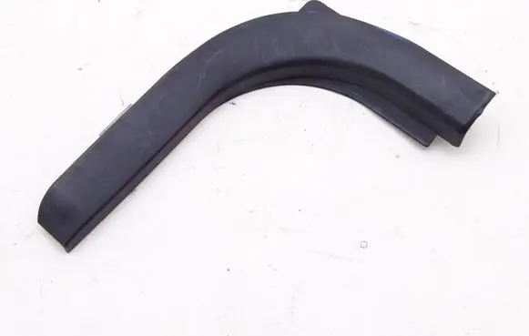 Mitsubishi Canter Rear door windshield rail MC146566