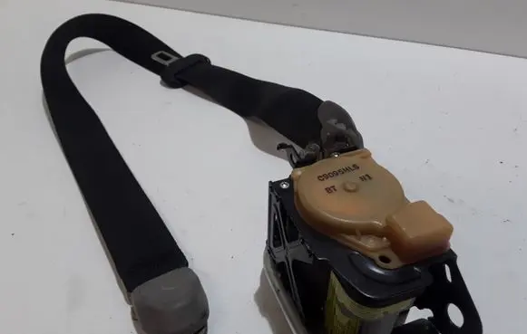 Mitsubishi Grandis Front seatbelt C9095HLS