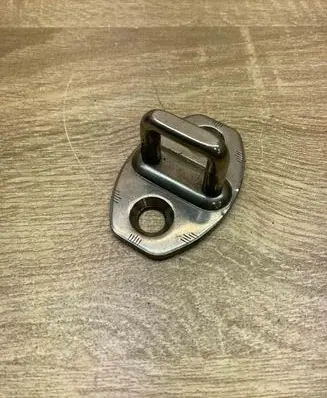 Volkswagen Caddy Front door lock loop/hook striker 8Z0837033A