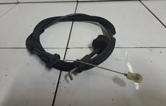 Volkswagen Caddy Rear door cable line 2K0827531