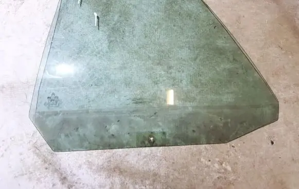 Citroen XM Rear door window glass 