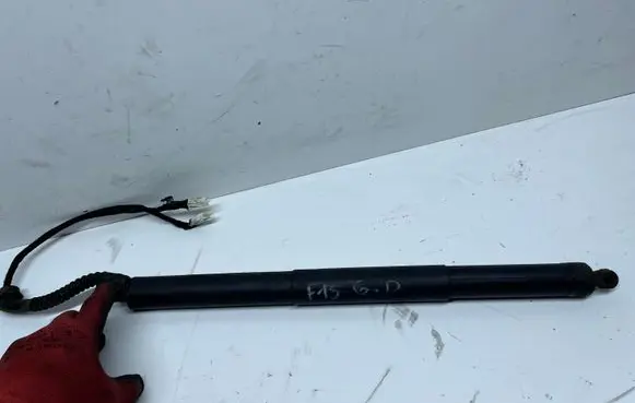 BMW X5 F15 Tailgate/trunk strut/damper 7449810