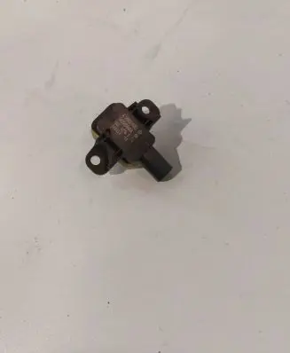 Mercedes-Benz GL X166 Airbag deployment crash/impact sensor A1668210351 56054084AA