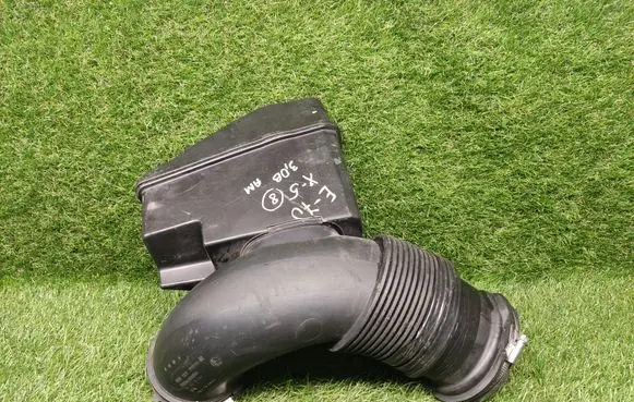 Intake resonator