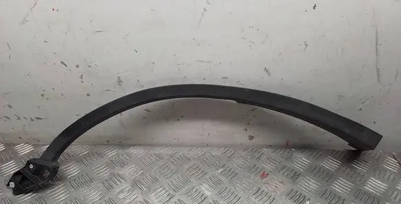 Toyota RAV 4 (XA50) Rear arch trim 7587342010