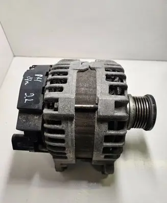 Audi A4 S4 B8 8K Generator/alternator 04L903017D C712 AG144