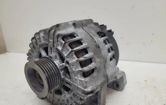 BMW X3 E83 Generator/alternator 7802261AI03 2543461B FG18S019