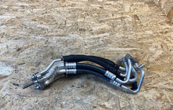 Tesla Model 3 Air conditioning (A/C) pipe/hose 162670100B