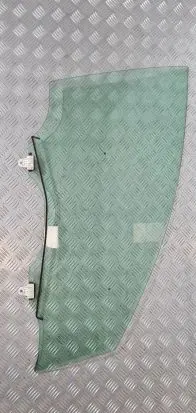 Nissan Murano Z51 Front door window glass four-door
