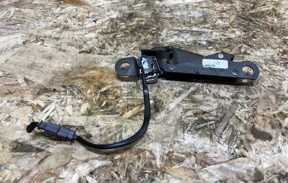 Mercedes-Benz SL R230 Convertible roof lock/latch 2307900277