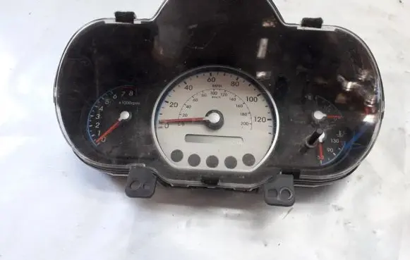 Hyundai i10 Speedometer (instrument cluster)