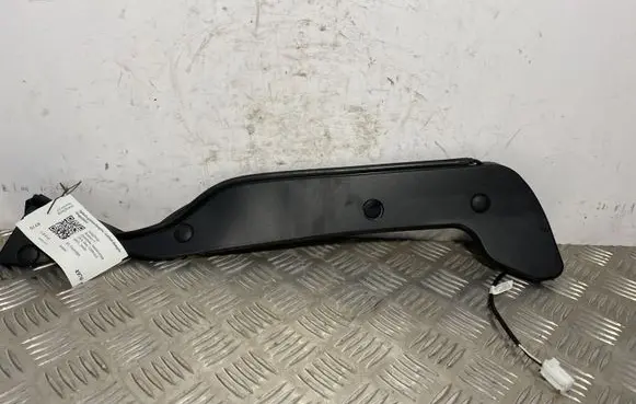 SsangYong Rexton Tailgate trim