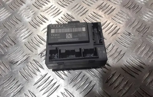 Audi Q7 4L Door control unit/module 4L0959793B