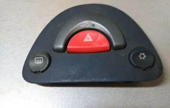 Smart ForTwo I Hazard light switch V013