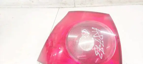 Volkswagen Golf V Rear/tail lights 1K6945095G 89032902