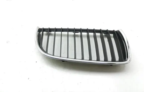 BMW 3 E90 E91 Front bumper upper radiator grill 7120008