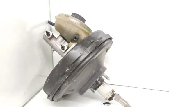 Audi A4 S4 B5 8D Brake booster 8D0612105A