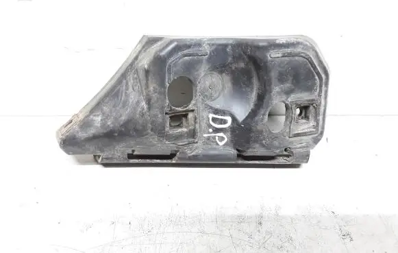 Front bumper mounting bracket