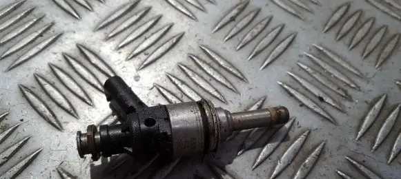 Audi A7 S7 4G Fuel injector 06e906036h 104390-504