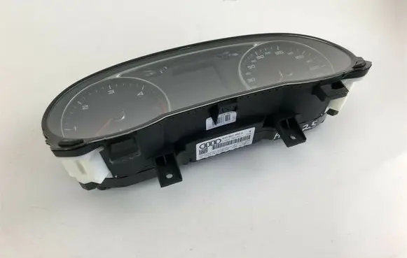 Audi A1 Speedometer (instrument cluster) 8X0920930A H2225