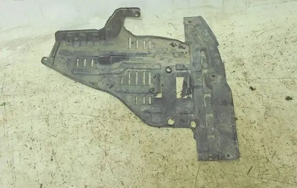 Suzuki SX4 Engine splash shield/under tray 72392-79J0