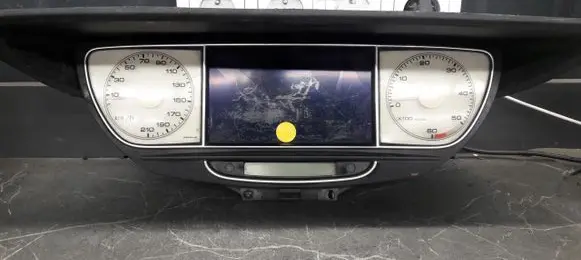 Peugeot 807 Screen/display/small screen 9664624380