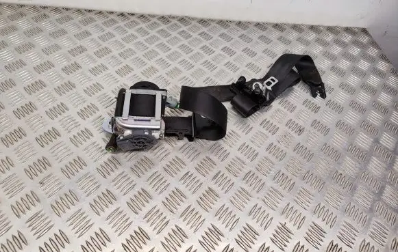 Volvo V60 Front seatbelt 616155800