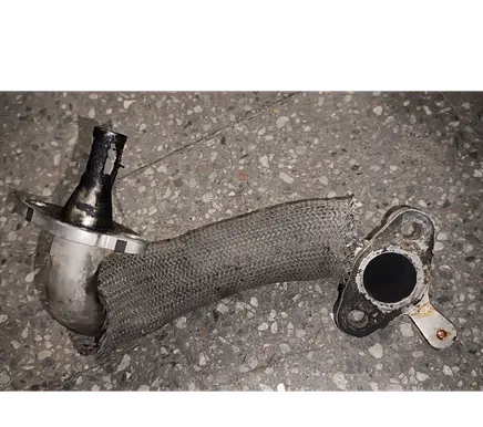 EGR valve line/pipe/hose