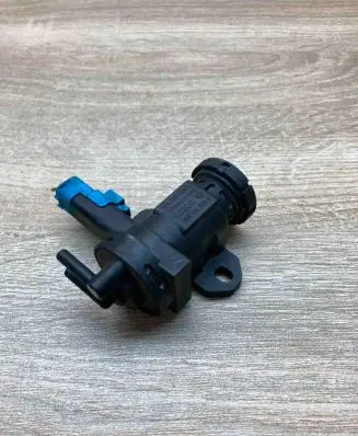 Citroen C5 Turbo solenoid valve 9635704380 0928400414 WithPlug