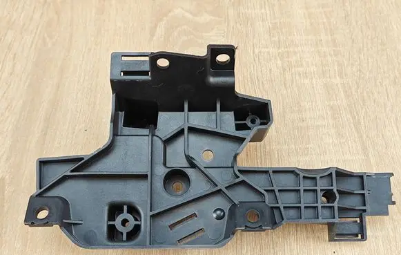 Other engine bay part