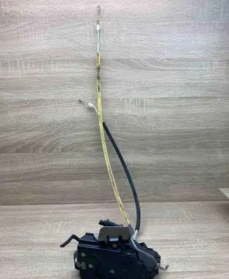 Audi A4 S4 B8 8K Rear door lock 1J0973714