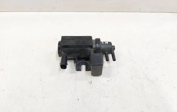 BMW 1 E81 E87 Turbo solenoid valve 7805391 1174780539101