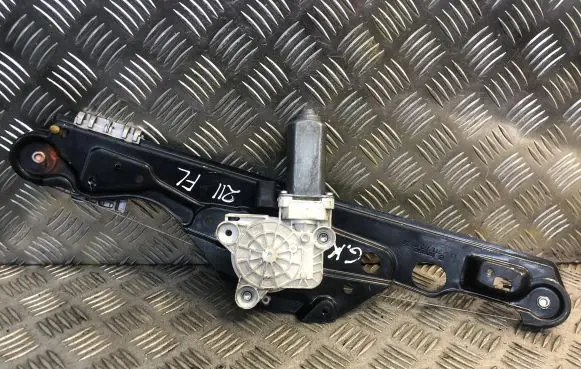 Mercedes-Benz E W211 Rear door window regulator with motor 2117300146