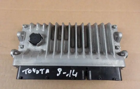 Toyota RAV 4 (XA50) Engine control unit/module 896614A540