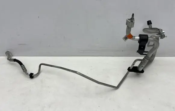 Ford Bronco Air conditioning (A/C) pipe/hose MB3B-19E881-BD