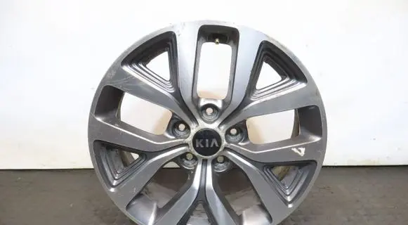 KIA Sportage R17 alloy rim 