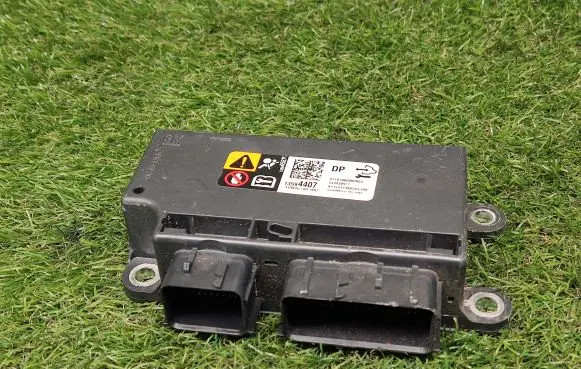 Buick Encore I Airbag control unit/module 13594407