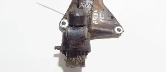 Peugeot 307 Engine mount bracket 9640875180