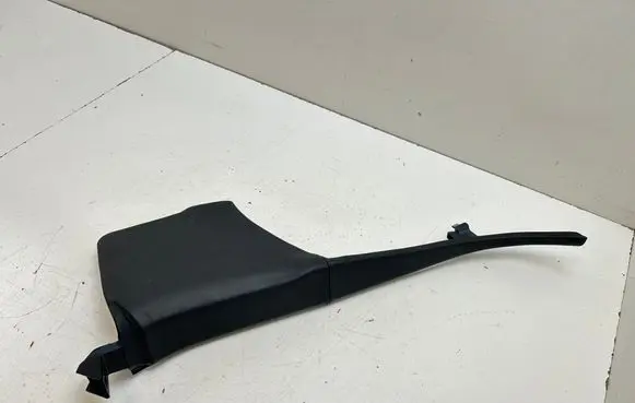 Bentley Flying Spur Foot area side trim 4W0868240