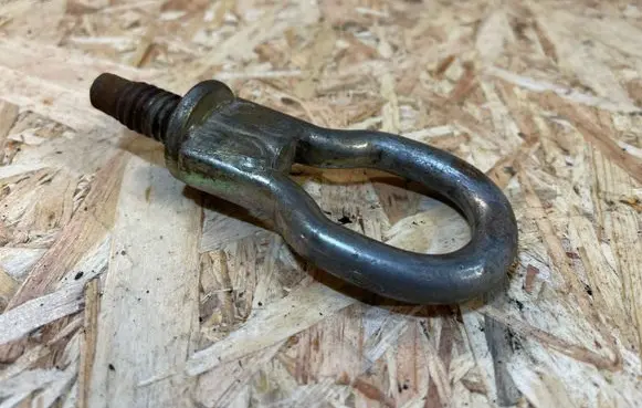 Towing hook eye