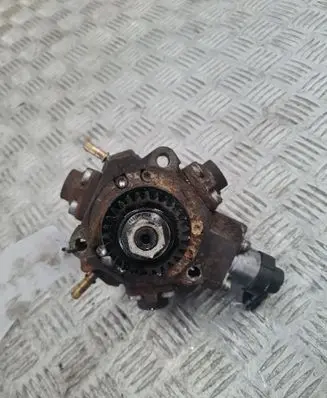 Opel Vivaro Fuel injection high pressure pump 8200690744